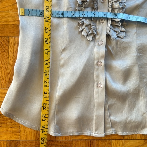 💕Bebe Pearl Grey Silk Tuxedo Statement Sleeve Blouse M VGUC - Picture 9 of 10